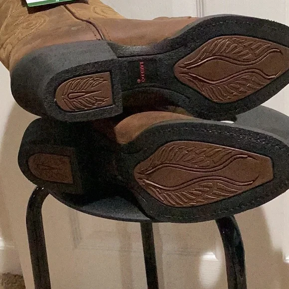 Laredo Maddie Tan Distressed Round Toe Boots - Size 10W